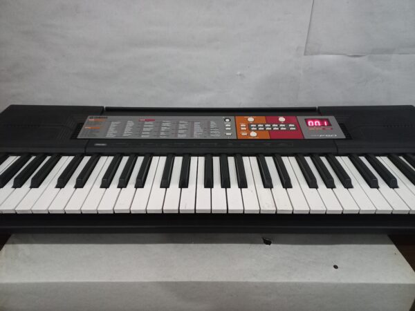 Teclado YAMAHA