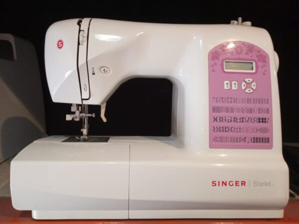 Máquina de coser SINGER STARLET